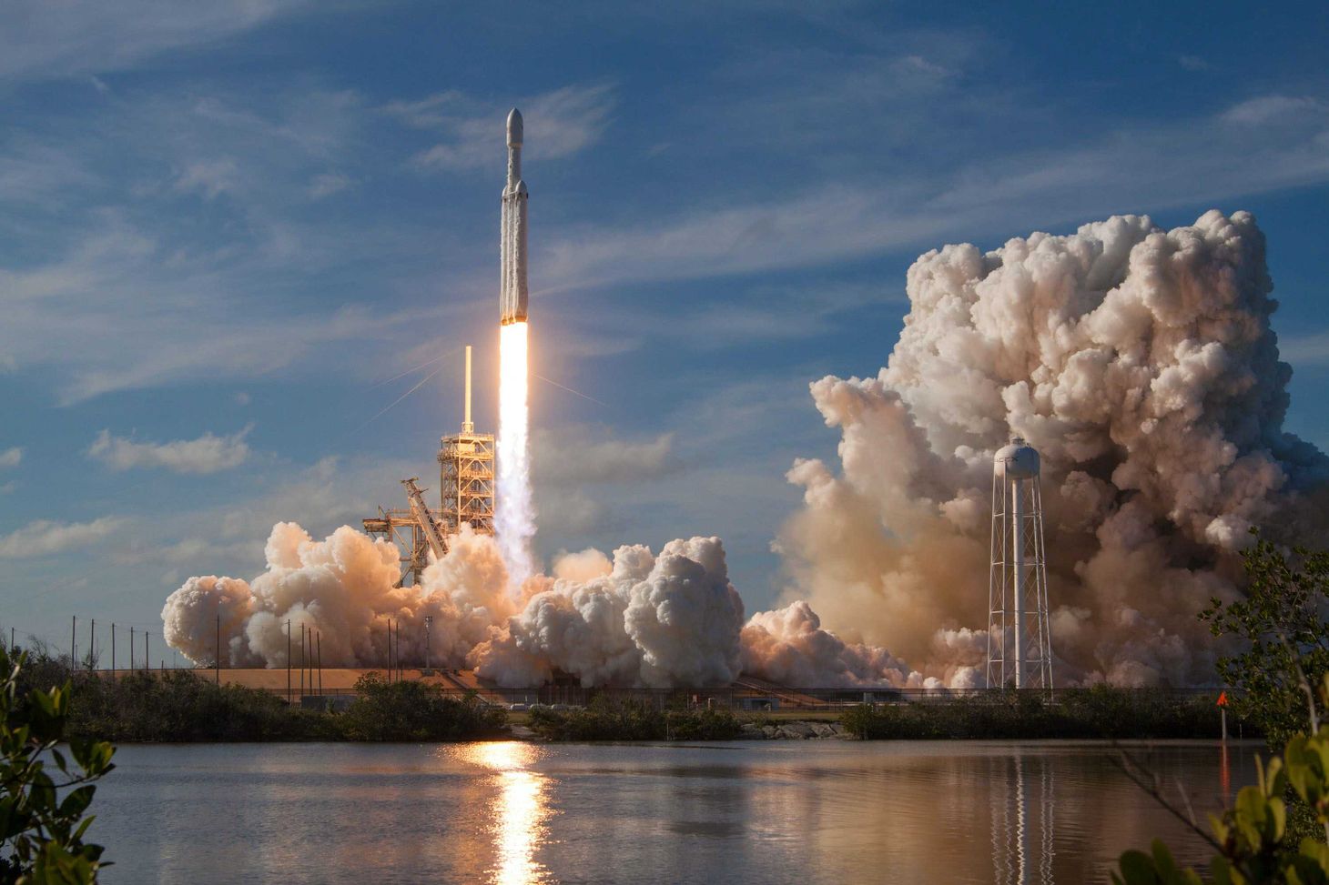NFT Accelerator Programs – Searching for the Next Axie Infinity